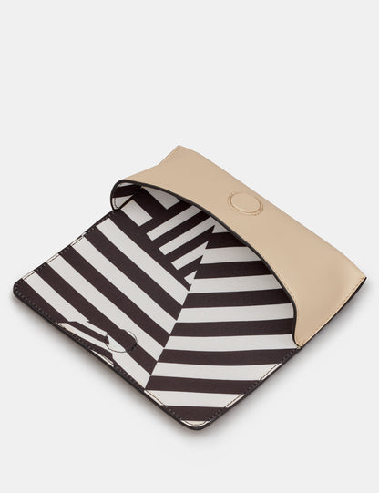 Champagne Classics Book Club Glasses Case